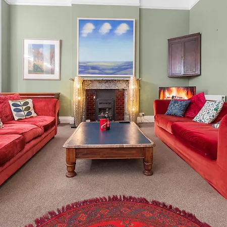 The Ritz 2 Bedroom Serviced By Altoluxoexperience Short Lets & Serviced With Free Wifi Bristol