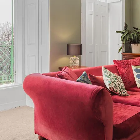 The Ritz 2 Bedroom Serviced By Altoluxoexperience Short Lets & Serviced With Free Wifi * Bristol