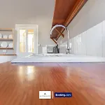 Апартаменти The Ritz 2 Bedroom Serviced By Altoluxoexperience Short Lets & Serviced With Free Wifi
