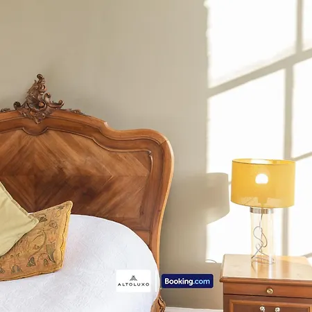 The Ritz 2 Bedroom Serviced By Altoluxoexperience Short Lets & Serviced With Free Wifi *