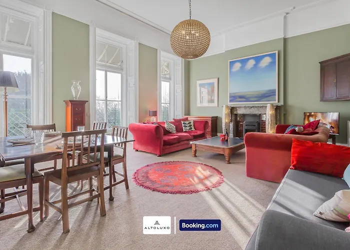 Apartman The Ritz 2 Bedroom Serviced By Altoluxoexperience Short Lets & Serviced With Free Wifi *